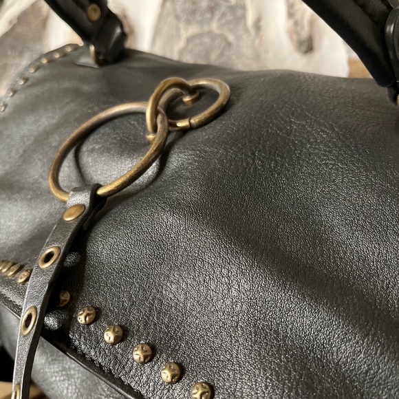 Beautiful Black and Metal Purse - Picture 3 of 5